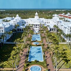Отель RIU Palace Punta Cana All Inclusive Доминикана, Пунта Кана - 9 отзывов об отеле, цены и фото номеров - забронировать отель RIU Palace Punta Cana All Inclusive онлайн бассейн
