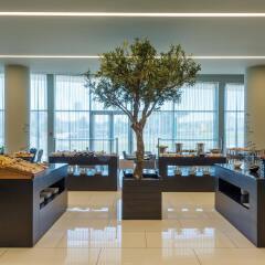 TRYP Lisboa Aeroporto Hotel питание фото 3