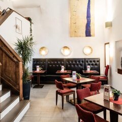 Hotel Restaurant Lilie Випитено интерьер отеля фото 3