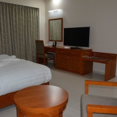 Hotel Platinum in Kintsana, Republic of the Congo from 147$, photos, reviews - zenhotels.com guestroom photo 3