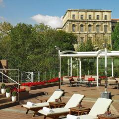 The Ritz-Carlton, Istanbul Турция, Стамбул - 2 отзыва об отеле, цены и фото номеров - забронировать отель The Ritz-Carlton, Istanbul онлайн бассейн