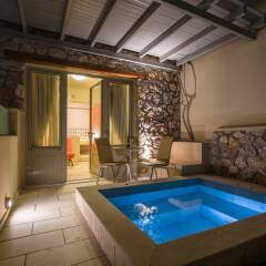 Hotel Antinea Suites & SPA бассейн фото 2