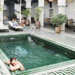 Отель Riad Amssaffah Марокко, Марракеш - отзывы, цены и фото номеров - забронировать отель Riad Amssaffah онлайн бассейн фото 2