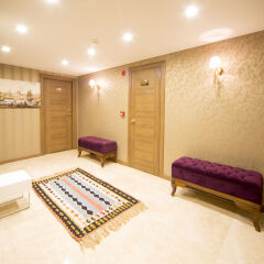 Golden Rain Hotel Old City бассейн