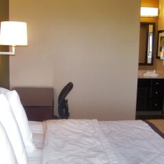 Отель Extended Stay America Fort Lauderdale - Cypress Creek Prk N сейф в номере