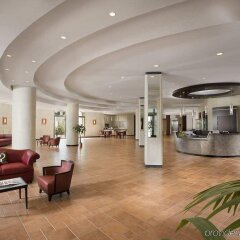 Отель Doubletree By Hilton Acaya Golf Resort Верноле интерьер отеля
