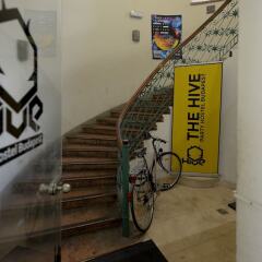 The Hive Party Hostel фитнесс-зал фото 2