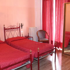 Hotel Italia комната для гостей