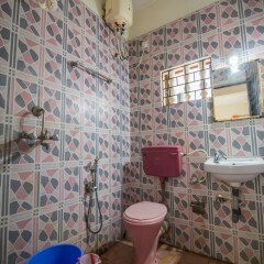 Апартаменты OYO 13211 Home Spacious Studio Morjim Beach Гоа ванная фото 2