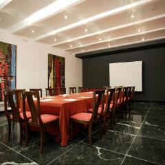 Отель Petit Palace Chueca