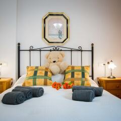Отель Holidays2Torremolinos Low Cost 2 Торремолинос детские мероприятия