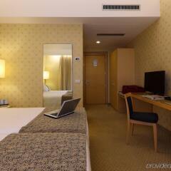 Отель Holiday Inn Milan - Garibaldi Station удобства в номере