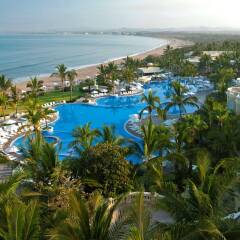 Отель Pueblo Bonito Emerald Bay Resort & Spa - All Inclusive пляж
