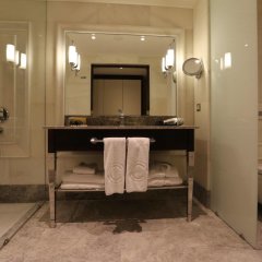 Charisma De Luxe Hotel in Kusadasi, Turkiye from 95$, photos, reviews - zenhotels.com bathroom