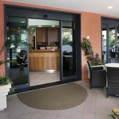 Hotel Ostuni Римини интерьер отеля