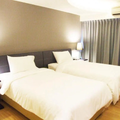 Grand Tower Inn Sathorn Hotel комната для гостей фото 5