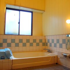 Отель Guesthouse Fujizakura Яманакако ванная