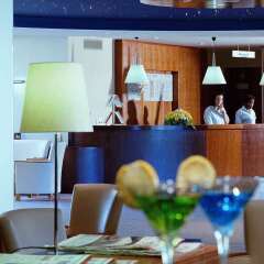 Отель Novotel Porto Gaia Вила-Нова-ди-Гая интерьер отеля