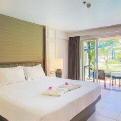 Отель Phuket Orchid Resort and Spa комната для гостей фото 3