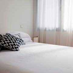 Отель 60 Balconies Urban Stay Испания, Мадрид - 1 отзыв об отеле, цены и фото номеров - забронировать отель 60 Balconies Urban Stay онлайн комната для гостей фото 5