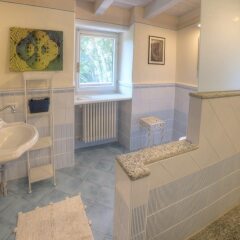 Отель La Foresteria - 3 Br Villa Вербания ванная