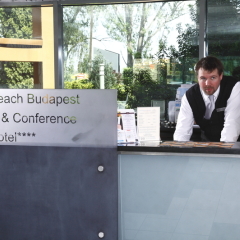 Holiday Beach Budapest Wellness & Conference Hotel интерьер отеля фото 2