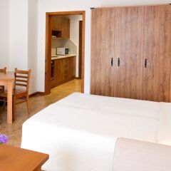 Отель Saint Ivan Rilski Hotel & Apartments Болгария, Банско - отзывы, цены и фото номеров - забронировать отель Saint Ivan Rilski Hotel & Apartments онлайн сейф в номере