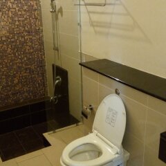 Отель Tawassil Suites @ Swiss Garden Малайзия, Куала-Лумпур - отзывы, цены и фото номеров - забронировать отель Tawassil Suites @ Swiss Garden онлайн ванная фото 2