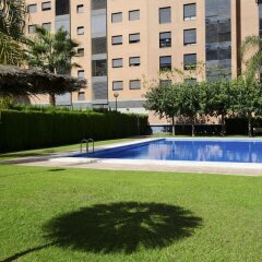 Отель ApartUP Francia Views Испания, Валенсия - отзывы, цены и фото номеров - забронировать отель ApartUP Francia Views онлайн бассейн фото 2