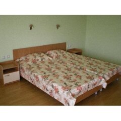 Отель Guest House Kiwi Болгария, Генерал-Кантраджиево - отзывы, цены и фото номеров - забронировать отель Guest House Kiwi онлайн сейф в номере