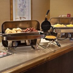 Отель Quality Inn & Suites Albuquerque Downtown - University питание фото 2