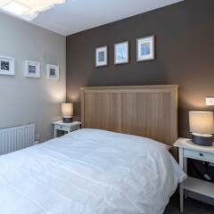 Отель Lovely 2 Bed Flat - Airport/piccadilly Friendly комната для гостей фото 4