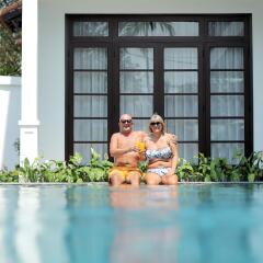 Отель Tropical Garden Homestay Villa