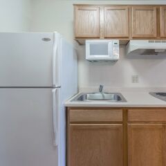 Отель HomeTowne Studios Columbus в номере
