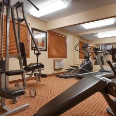 Отель Best Western Plus Greenwell Inn фитнесс-зал фото 4