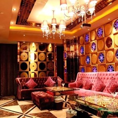CP Peninsula Hotel развлечения