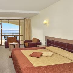 Sol Nessebar Palace Hotel - Все включено комната для гостей фото 5