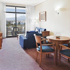 Elba Vecindario Aeropuerto Business & Convention Hotel комната для гостей