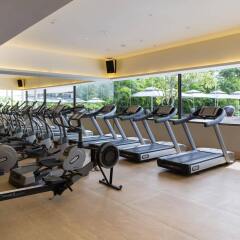 Отель PARKROYAL on Beach Road фитнесс-зал фото 2