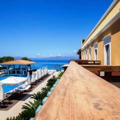 Отель Villa Di Mare Seaside Suites пляж