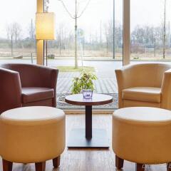 Отель Holiday Inn Express Düsseldorf City North гостиничный бар