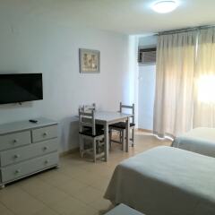 Отель Apartamentos Puerta del Sur комната для гостей фото 3