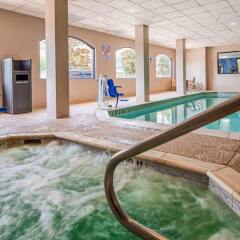 SureStay Plus Hotel by Best Western Houston Medical Center бассейн фото 2