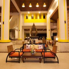 Отель Woraburi Phuket Resort & Spa интерьер отеля