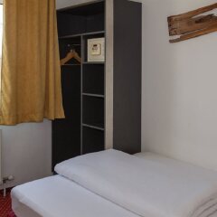 Отель Arion Airport Hotel Австрия, Швехат - 4 отзыва об отеле, цены и фото номеров - забронировать отель Arion Airport Hotel онлайн сейф в номере