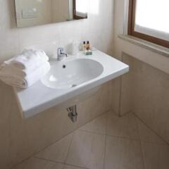 Отель Suite Maria Residence Буттрио ванная