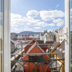 Отель Bergen Harbour Hotel Норвегия, Берген - отзывы, цены и фото номеров - забронировать отель Bergen Harbour Hotel онлайн балкон