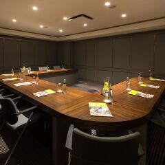 DoubleTree by Hilton Hotel Izmir Airport Турция, Измир - отзывы, цены и фото номеров - забронировать отель DoubleTree by Hilton Hotel Izmir Airport онлайн помещение для мероприятий