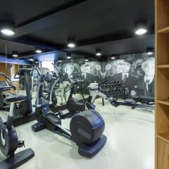 INK Hotel Amsterdam MGallery by Sofitel фитнесс-зал