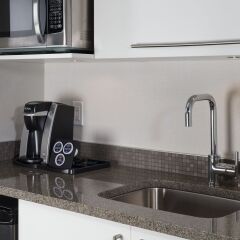 Отель Holiday Inn Express Quebec City - Sainte Foy Канада, Квебек - отзывы, цены и фото номеров - забронировать отель Holiday Inn Express Quebec City - Sainte Foy онлайн удобства в номере фото 2